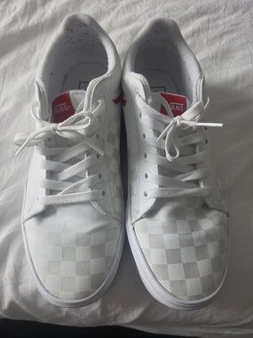 Vans Checkerboard Low-Top Sneakers in White